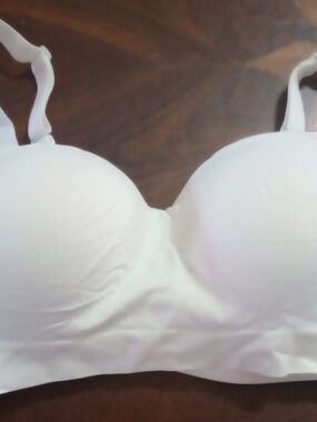 Truekind Wireless Bra Size XL WHITE